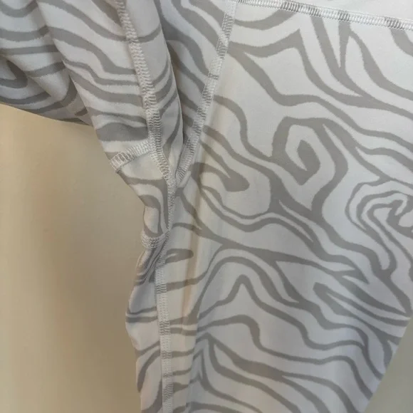 Alo Airbrush‎ Leggings Size S - Picture 2 of 8